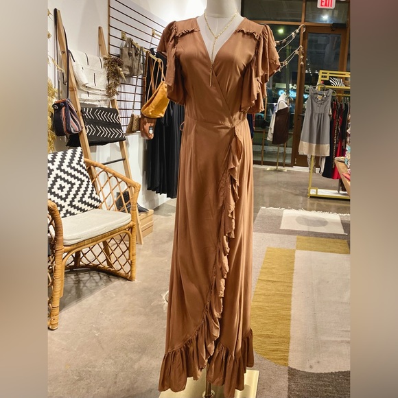 Meet your Posher, Elizabeth - Picture 3 of 10